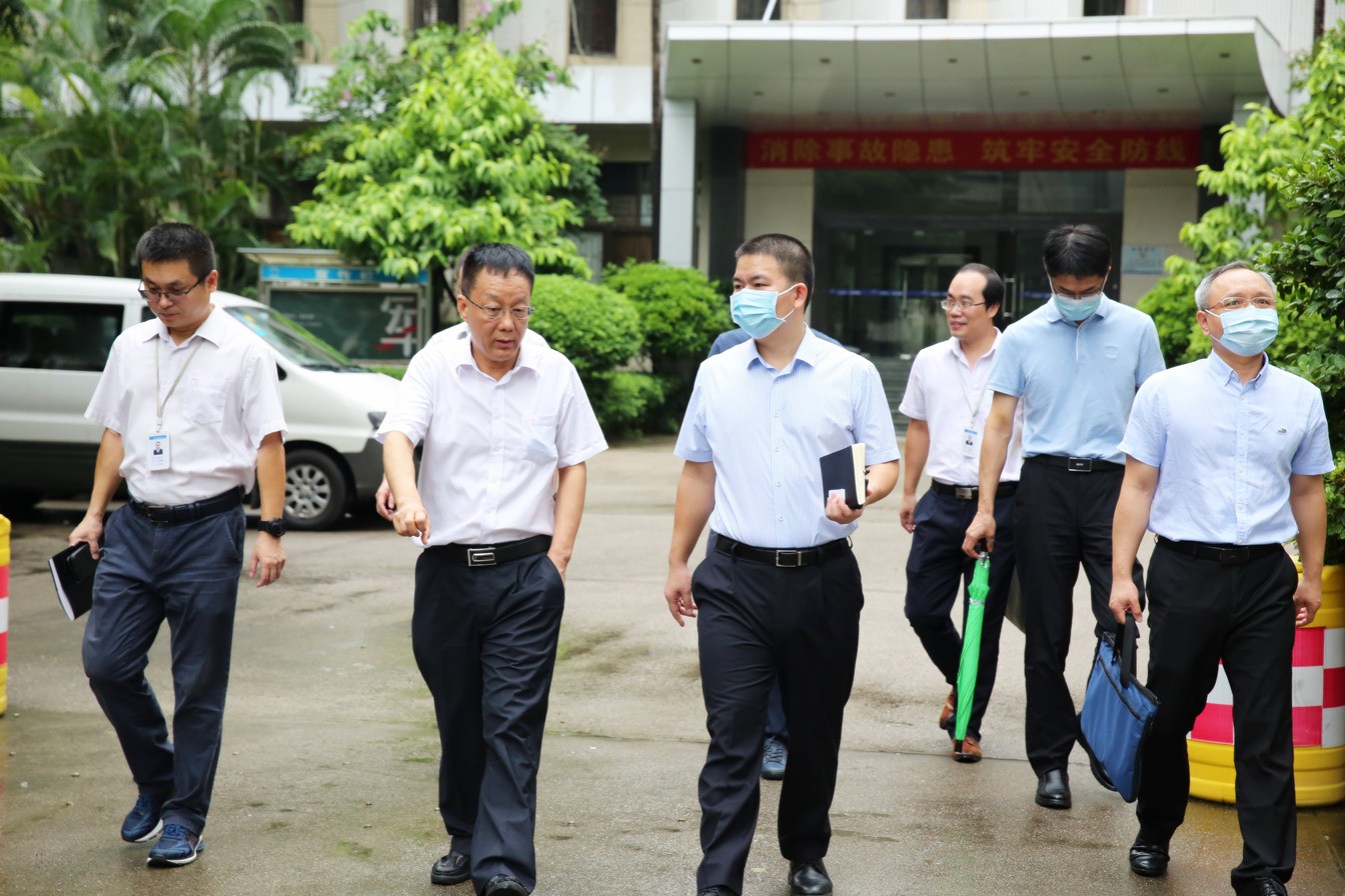 羅湖區(qū)左金平副區(qū)長率隊(duì)來公司調(diào)研